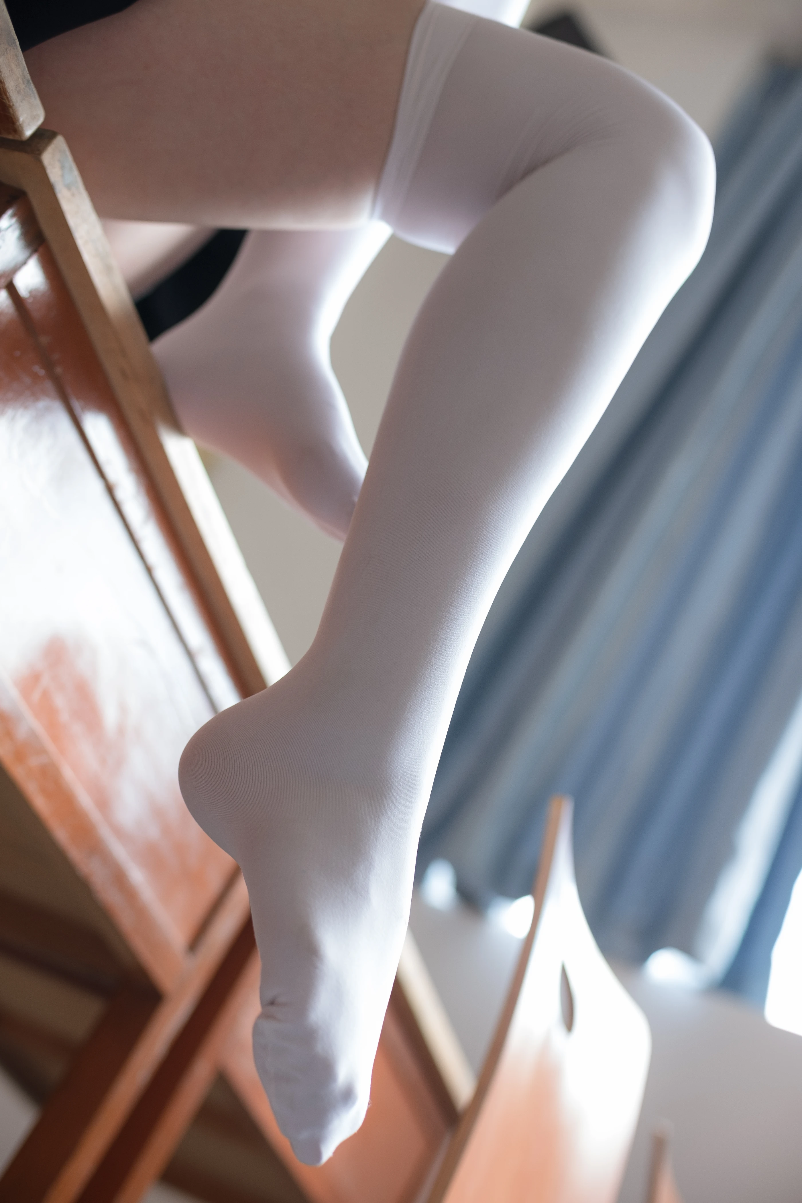 森萝财团 [BETA-022] 教室里的JK白丝少女 [66P]插图6